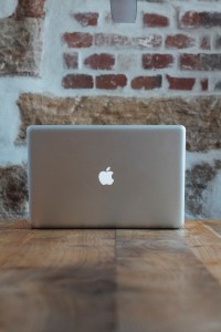 wood-laptop-texture-wall-1729954